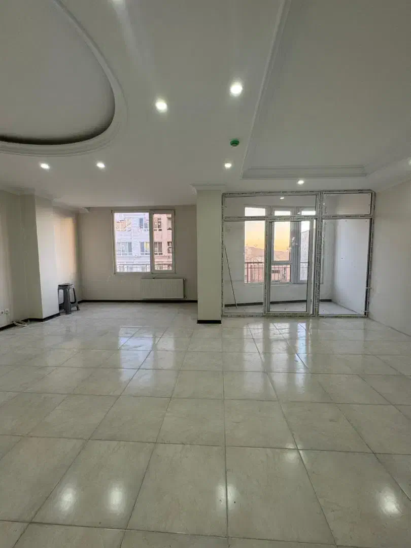 ۱۲۰متر، شمالی آفنابگیر، ویودار، طبقه یکی به آخر|فروش آپارتمان|کرج, عظیمیه|دیوار