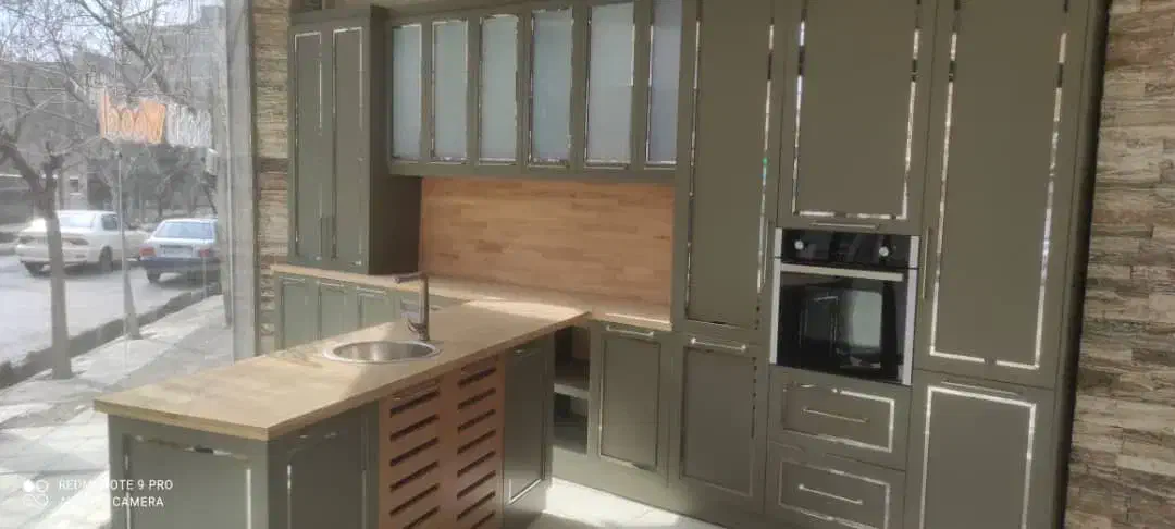 سازنده انواع کابینت و کمد و دکوراسیون منزل و مغازه|خدمات پیشه و مهارت|سقز, |دیوار