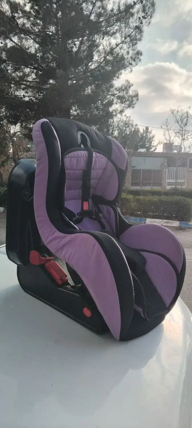 صندلی ماشین کودک|تخت و صندلی بچه|بجنورد, |دیوار