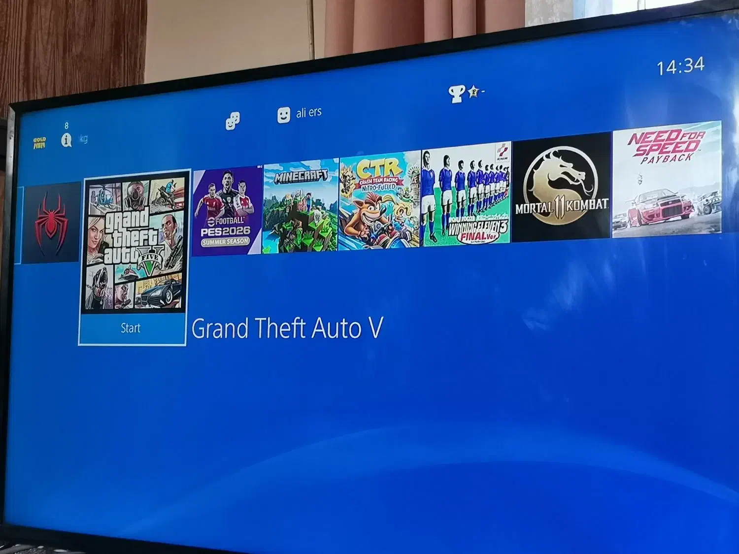 پی اس فور اسلیم کپی خور|کنسول، بازی ویدئویی و آنلاین|گلوگاه بابل (گلیا), |دیوار