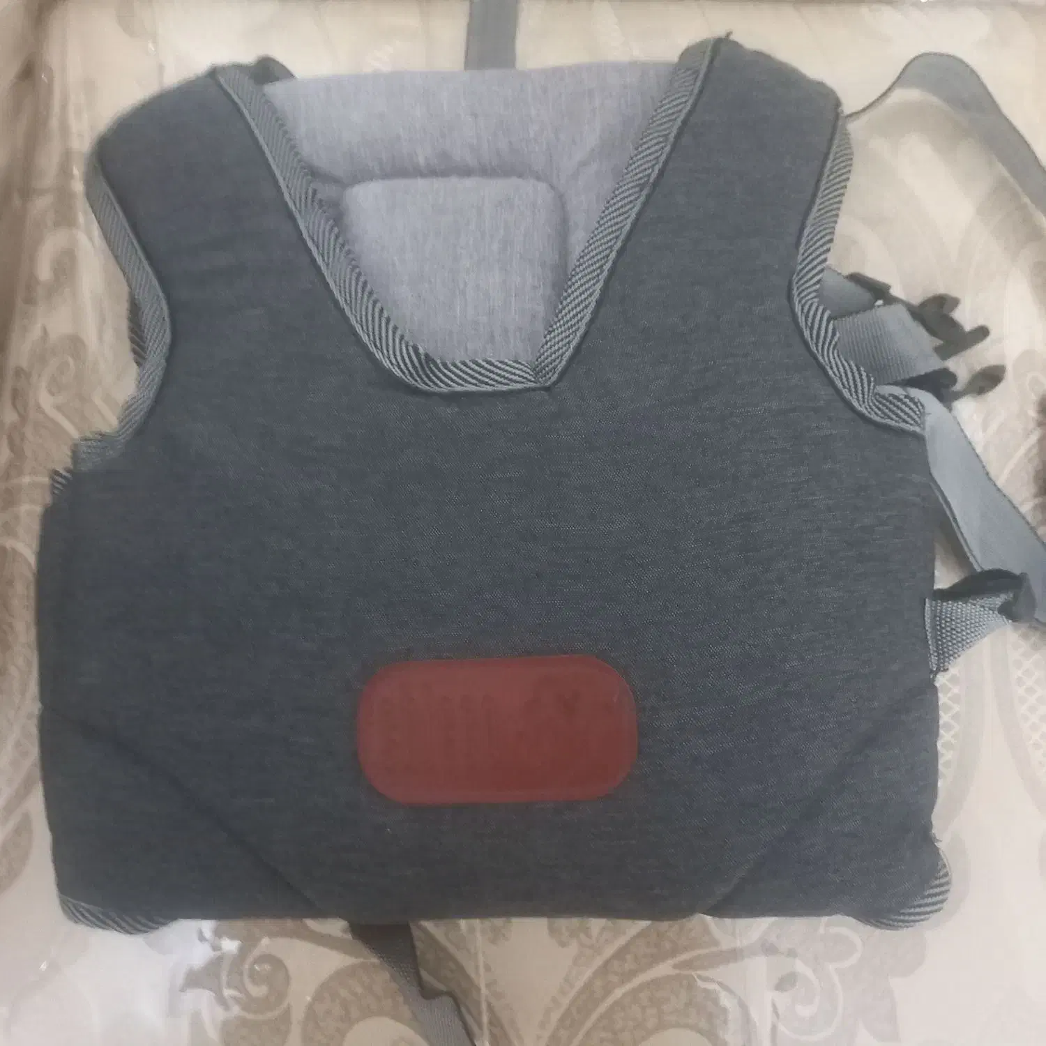 آغوشی کودک نو نو اصلا استفاده نشده|کالسکه و لوازم جانبی|تهران, هفده شهریور|دیوار