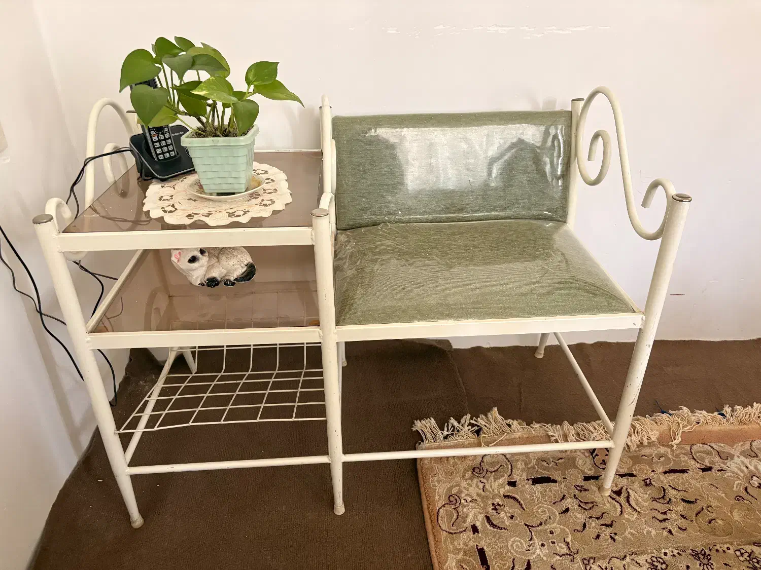 میز تلفن|میز تلفن|لاهیجان, طالقانی|دیوار