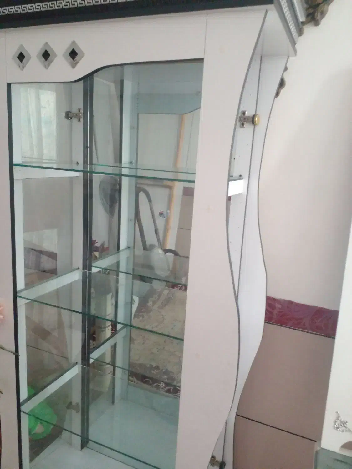 بوفه سالم و تمیز|بوفه، ویترین، کنسول|گرگان, |دیوار