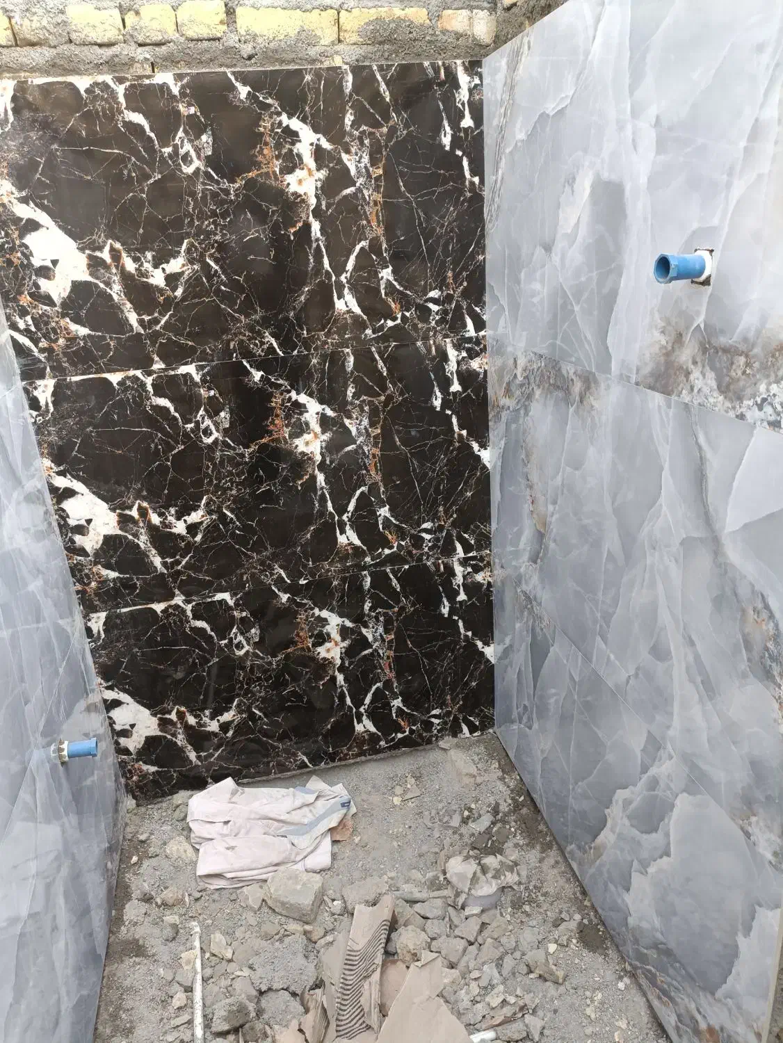 انجام کاشی،سرامیک،سنگ،موزایک و انواع سفت کاری|خدمات پیشه و مهارت|هرسین, |دیوار