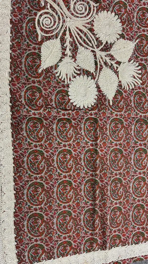 ترمه اعلا|پرده، رانر، رومیزی|قم, قلعه عموحسین|دیوار