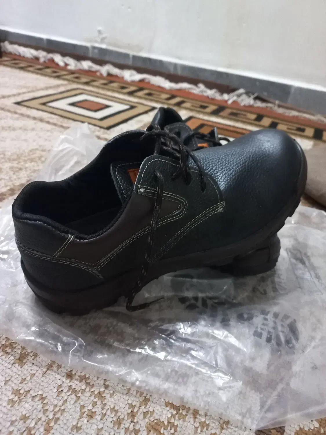 کفش ایمنی سایز ۴۴|کیف، کفش، کمربند|اندیمشک, |دیوار