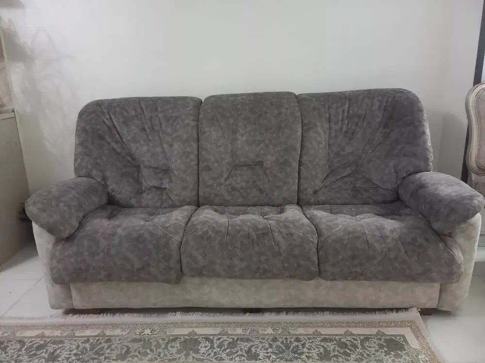 کاناپه|مبلمان خانگی و میز عسلی|شاهینشهر, اقبال لاهوری|دیوار