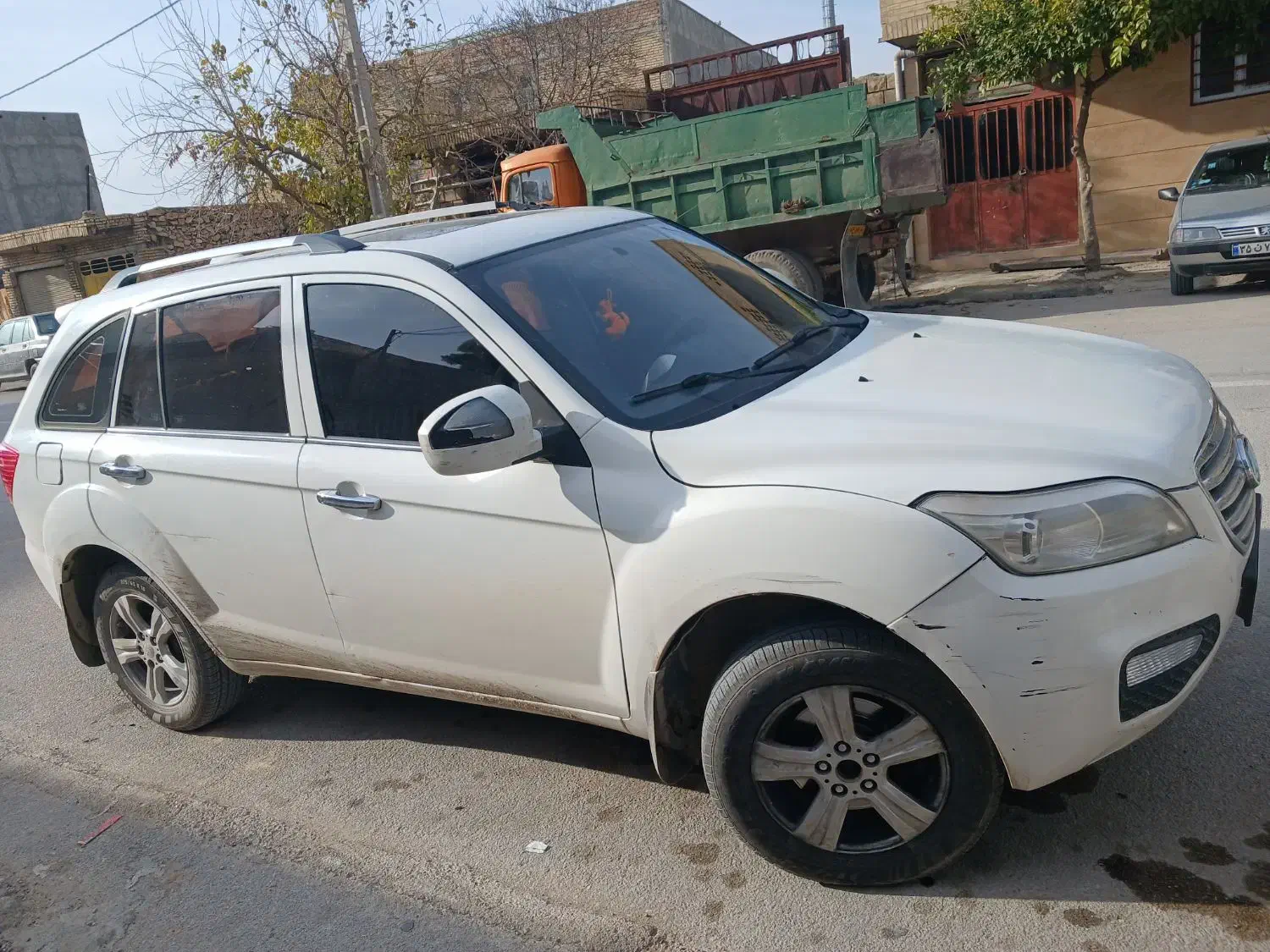 x60 مدل ۱۳۹۳|خودرو سواری و وانت|شیراز, آبیاری|دیوار