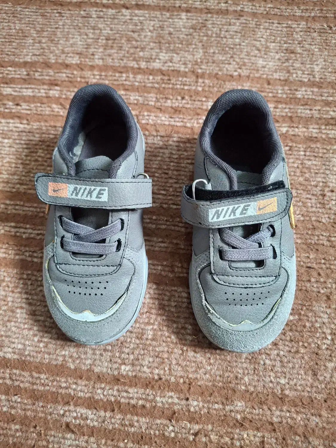 کفش بچگانه سایز 24|کفش و لباس بچه|دهدشت, |دیوار