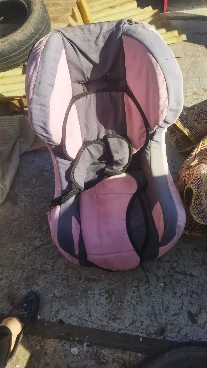 صندلی ماشین|تخت و صندلی بچه|خرمدره, |دیوار