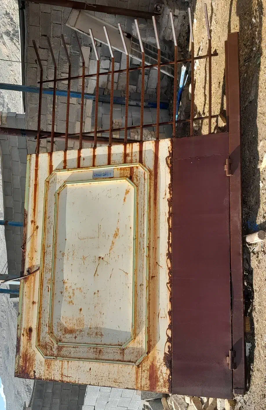 درب|ابزارآلات|مرودشت, بهارستان|دیوار