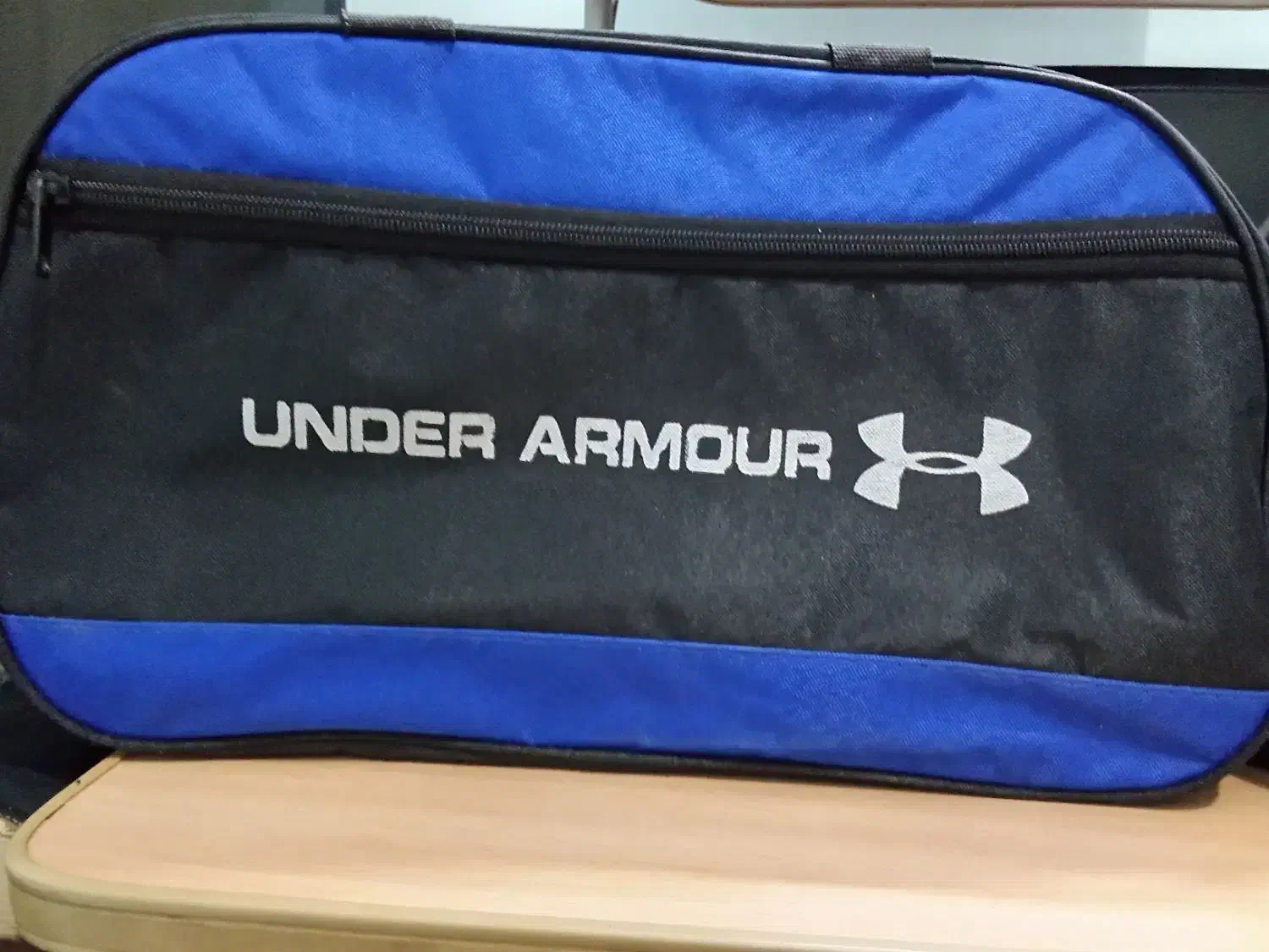 سه عدد ساک باشگاه|کیف، کفش، کمربند|سربند, |دیوار