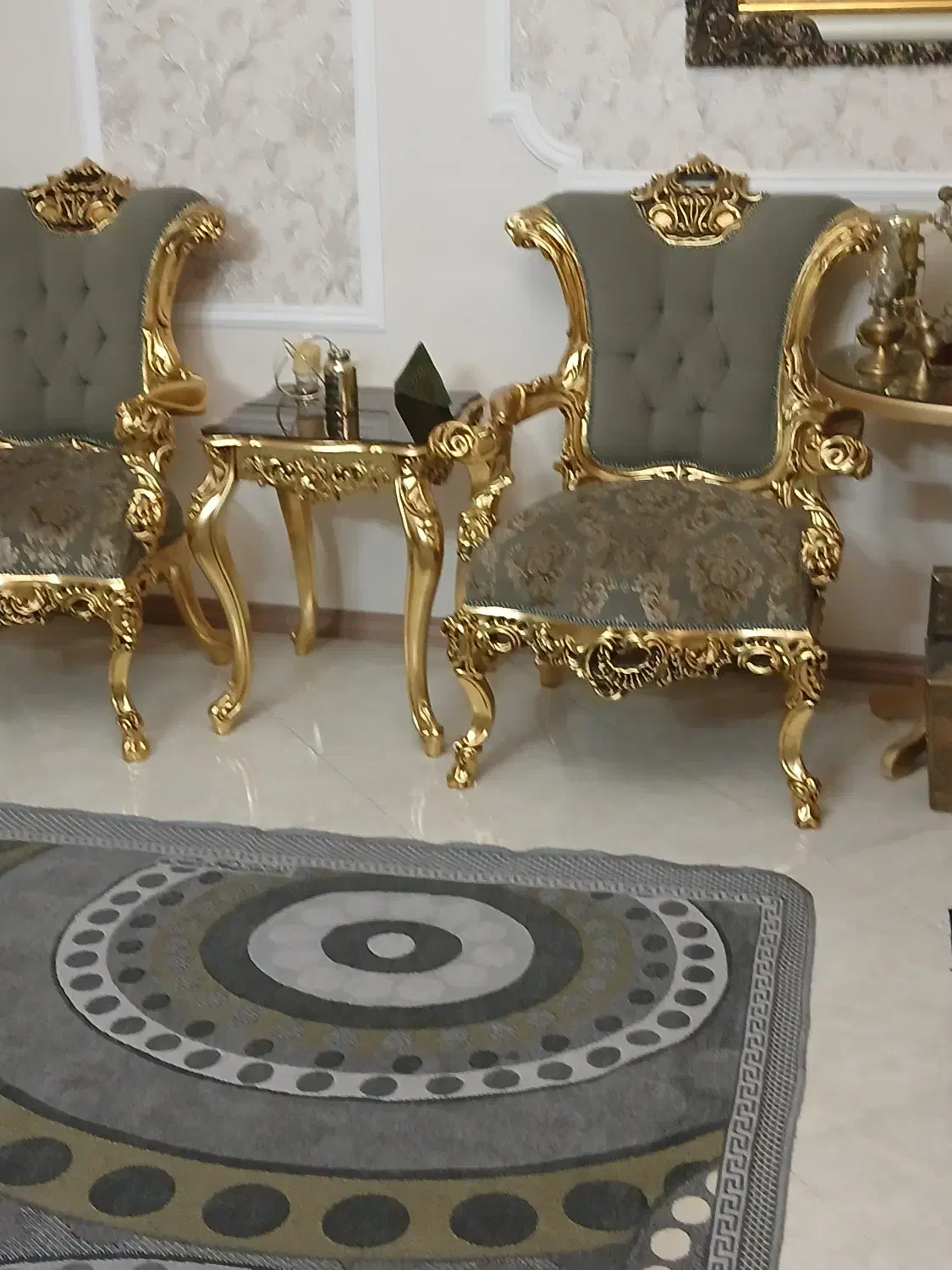 یک سرویس مبلمان در حد نو شیک وسالم|مبلمان خانگی و میز عسلی|مشهد, امیریه|دیوار