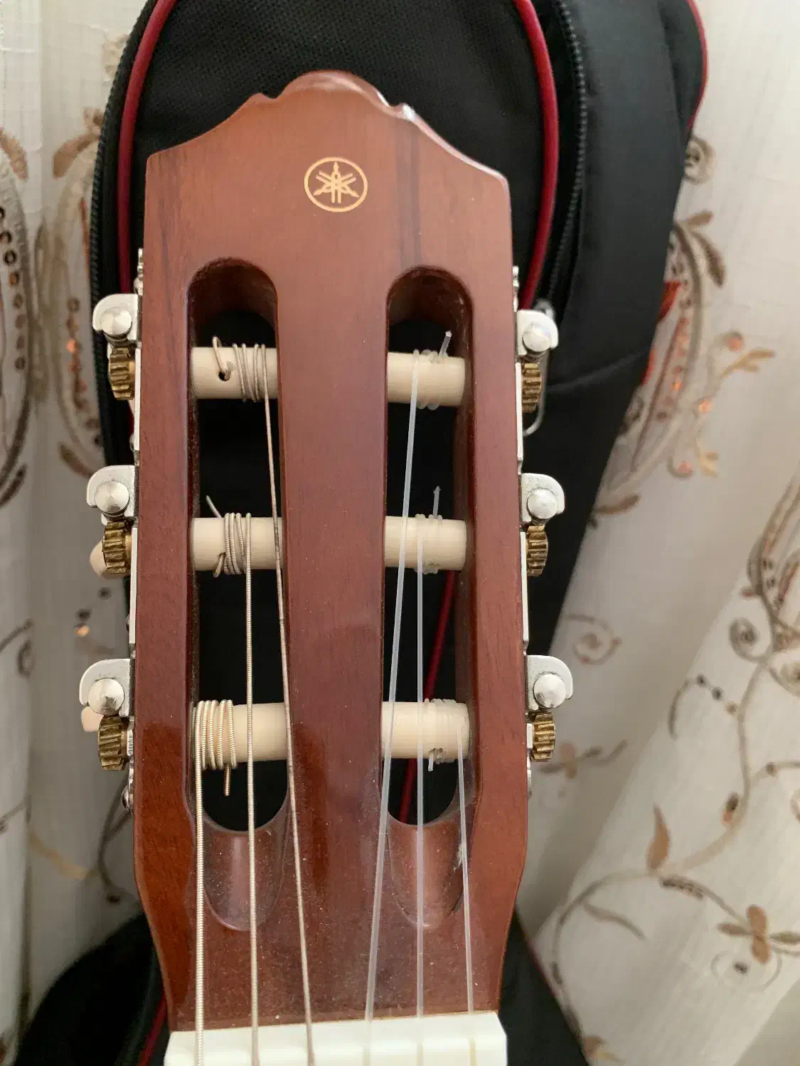 گیتار یاماهاc40|گیتار، بیس، امپلیفایر|زنجان, |دیوار