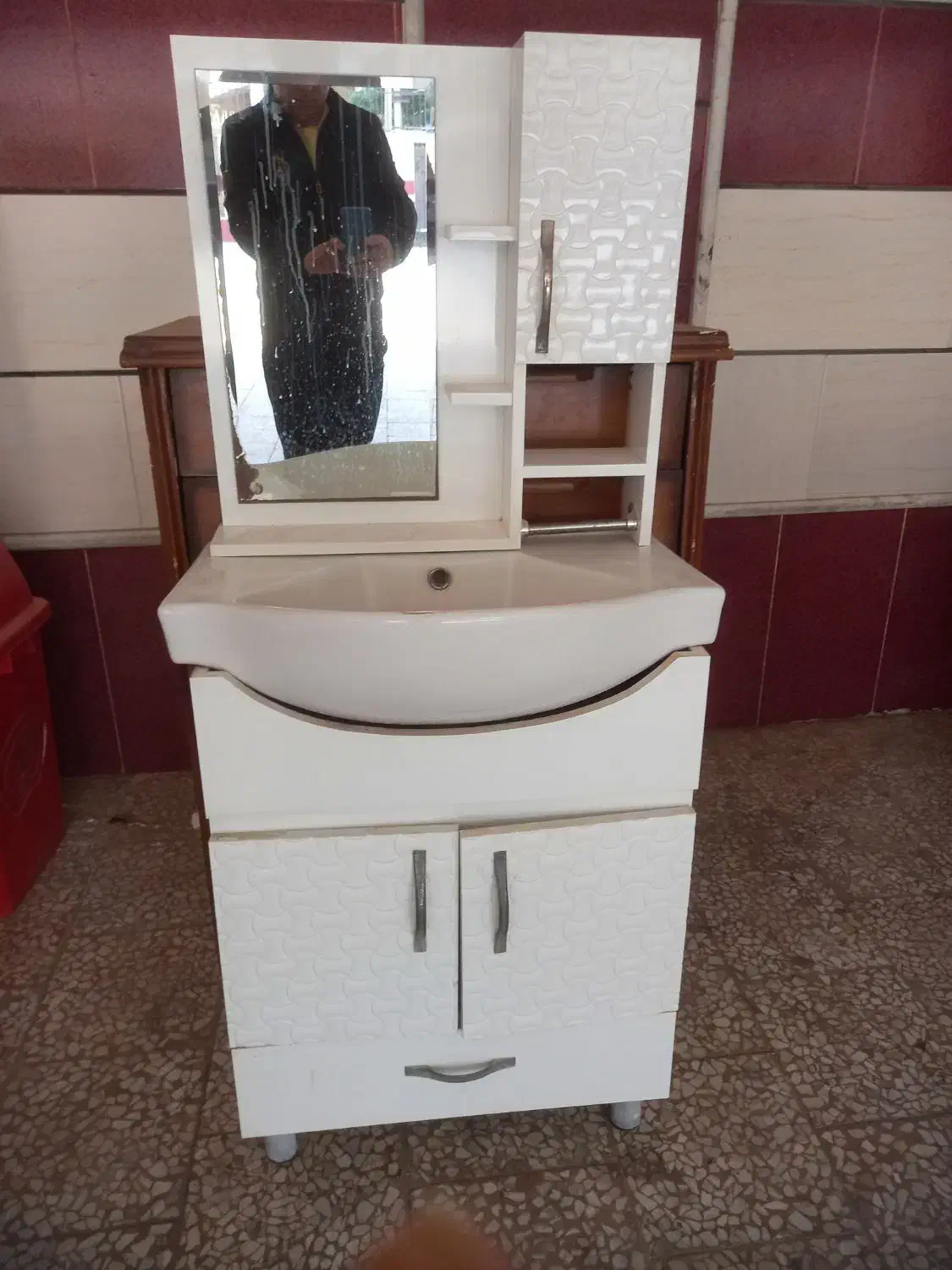 روشویی کمد دار|لوازم سرویس بهداشتی|محمدیه-قزوین, |دیوار