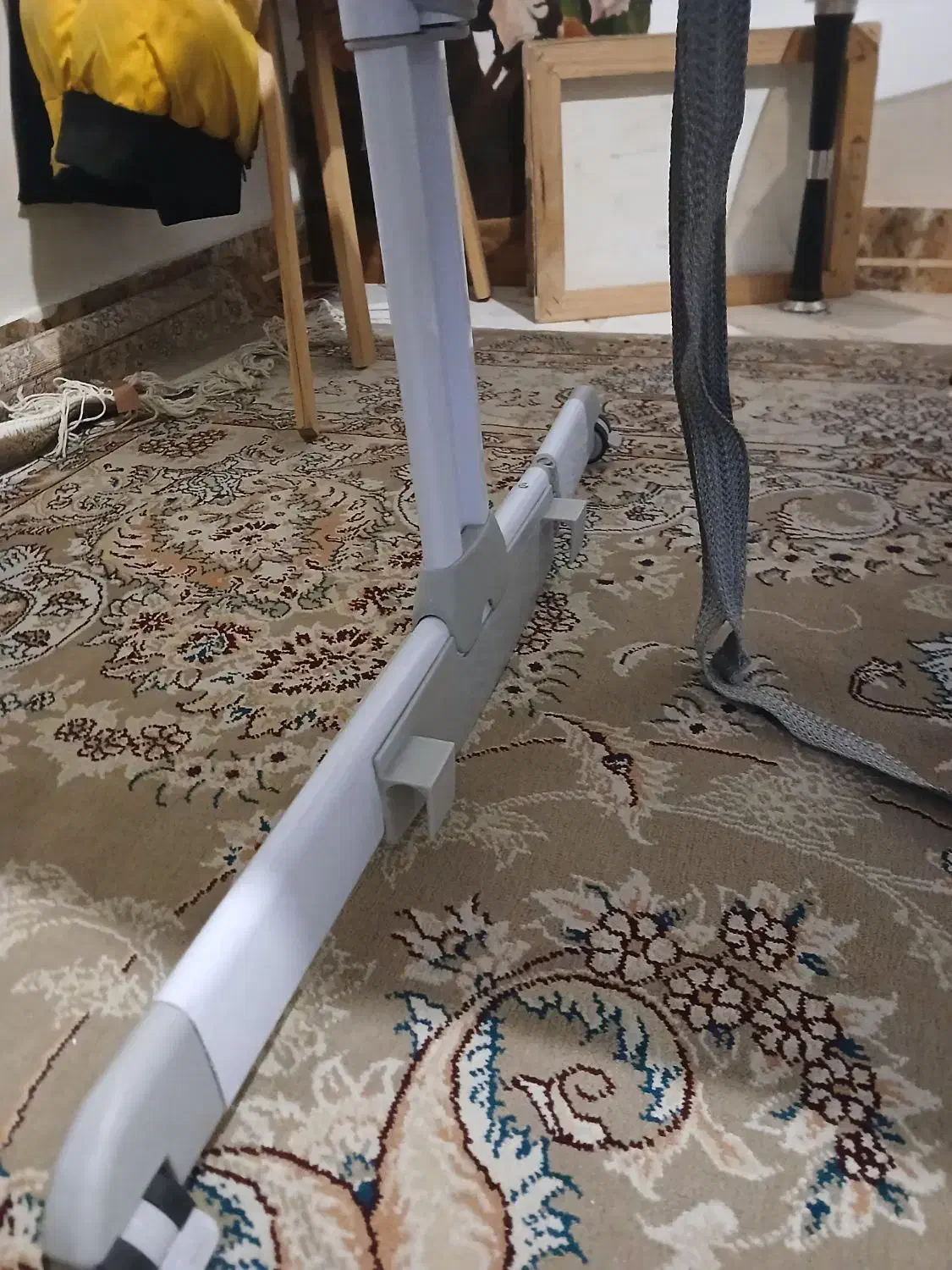 تخت کنار مادر دلیجان|تخت و صندلی بچه|شهریار, شهرک مصطفی خمینی|دیوار