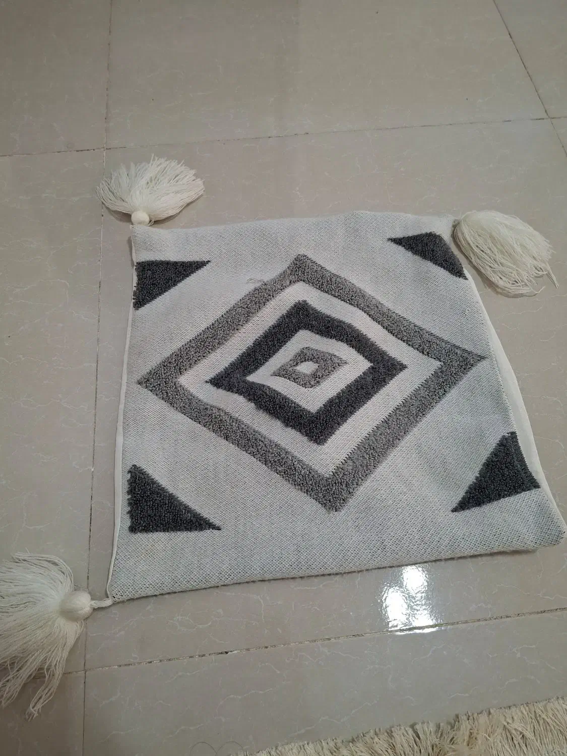 کوسن|رختخواب، بالش، پتو|بوشهر, |دیوار