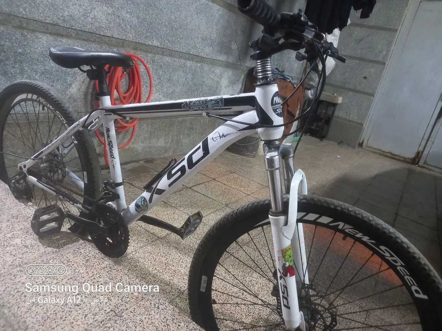 دوچرخه ۲۴ مارک نیواسپید|دوچرخه، اسکیت، اسکوتر|اهواز, کمپلو جنوبی|دیوار