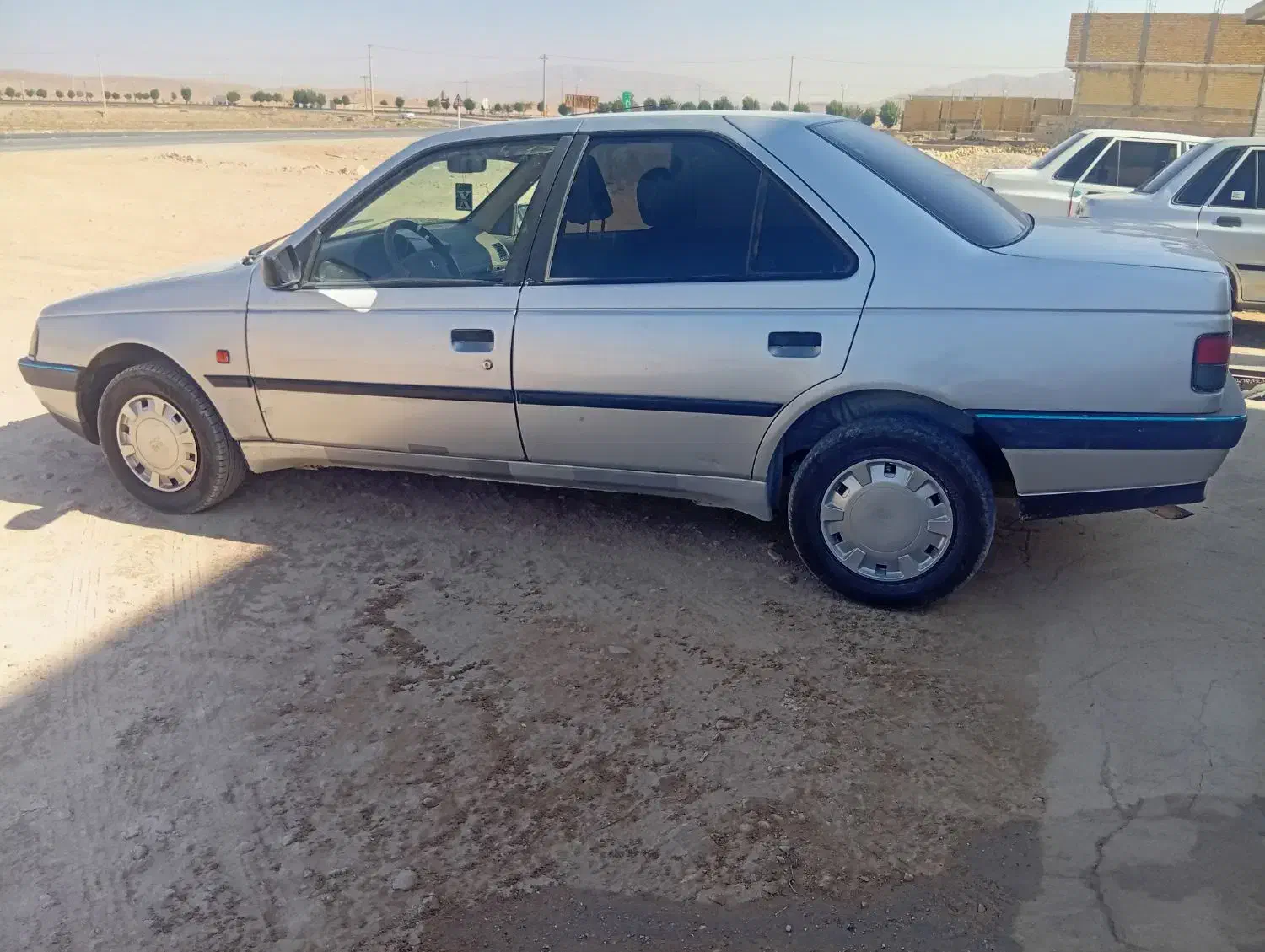 405 نقره ای|خودرو سواری و وانت|زرین دشت (فارس), |دیوار