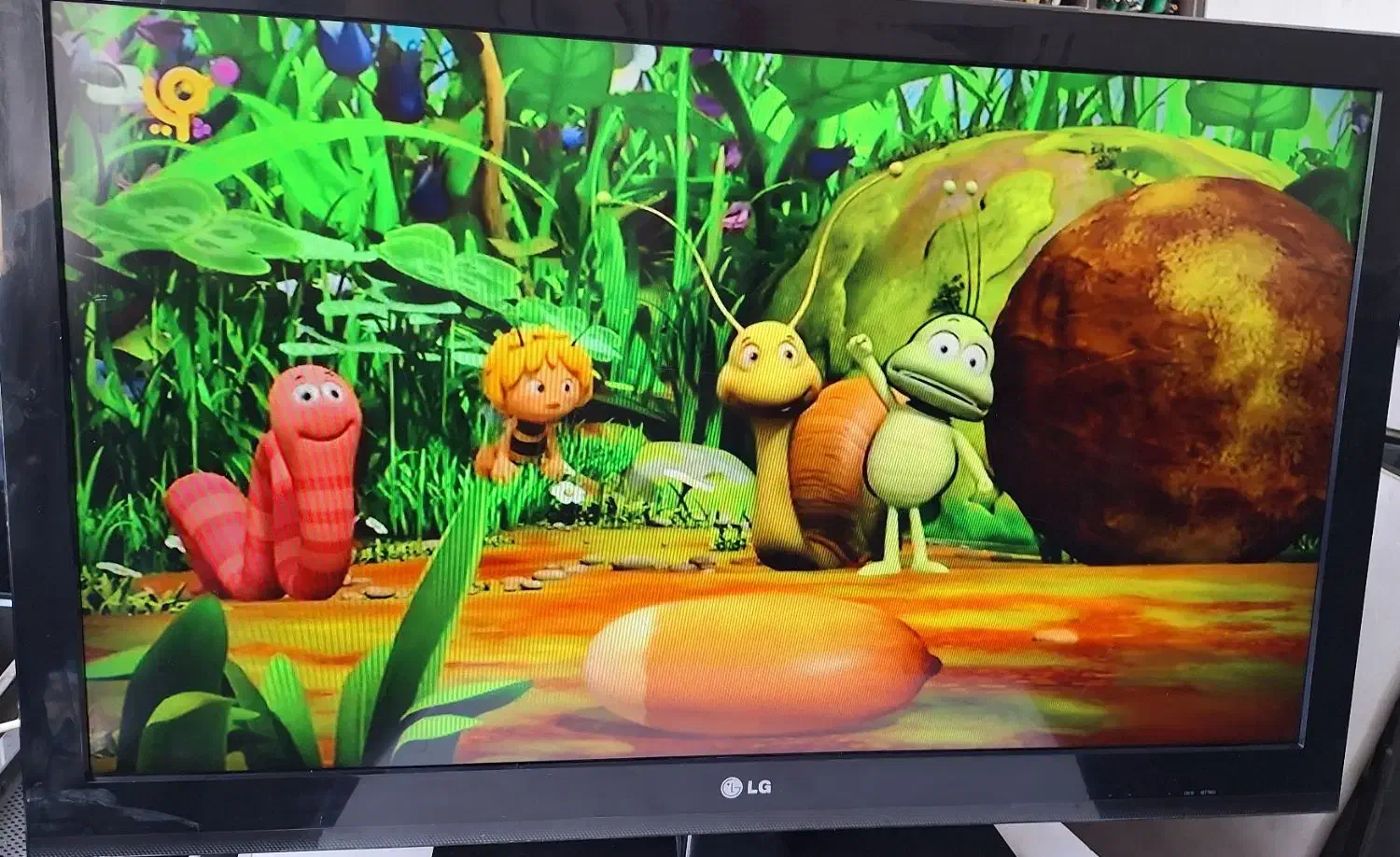 تلویزیون ال جی  42اینچ دیجیتال سرخود|تلویزیون و پروژکتور|سبزوار, جوادیه غربی|دیوار