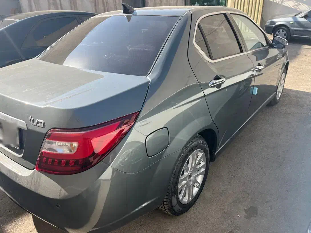 دنا پلاس ۶ دنده با رینگ صفر|خودرو سواری و وانت|اصفهان, احمدآباد|دیوار