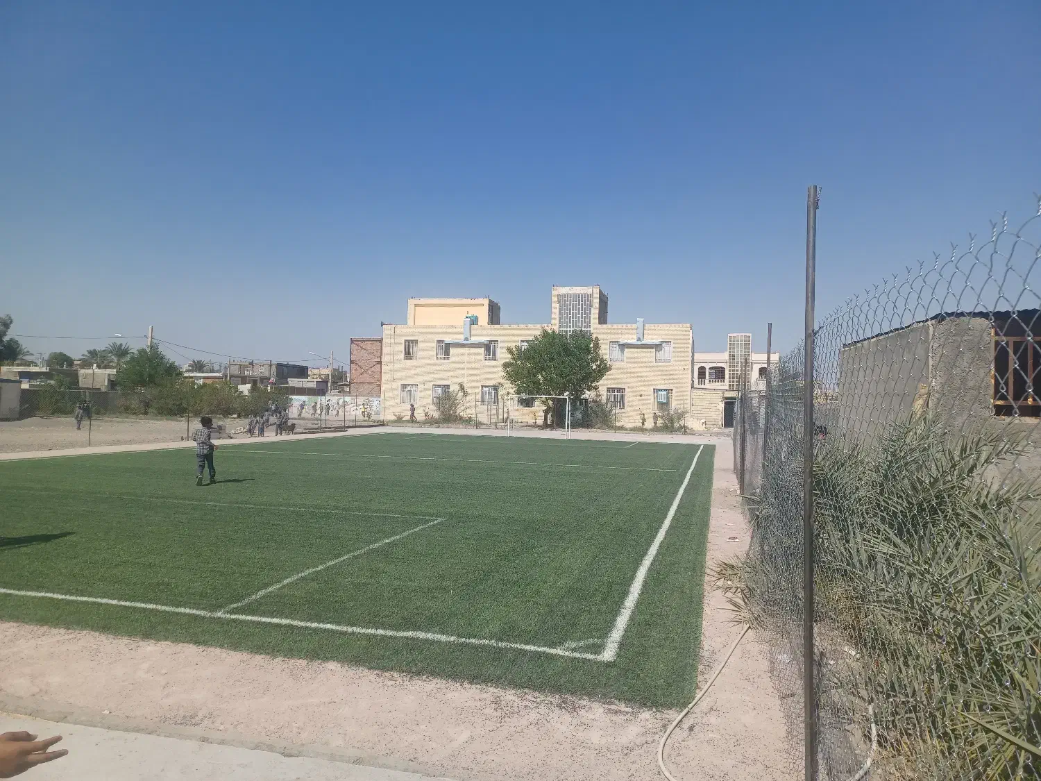 زمین فوتبال|اجارهٔ دفتر صنعتی، کشاورزی، تجاری|بم, |دیوار