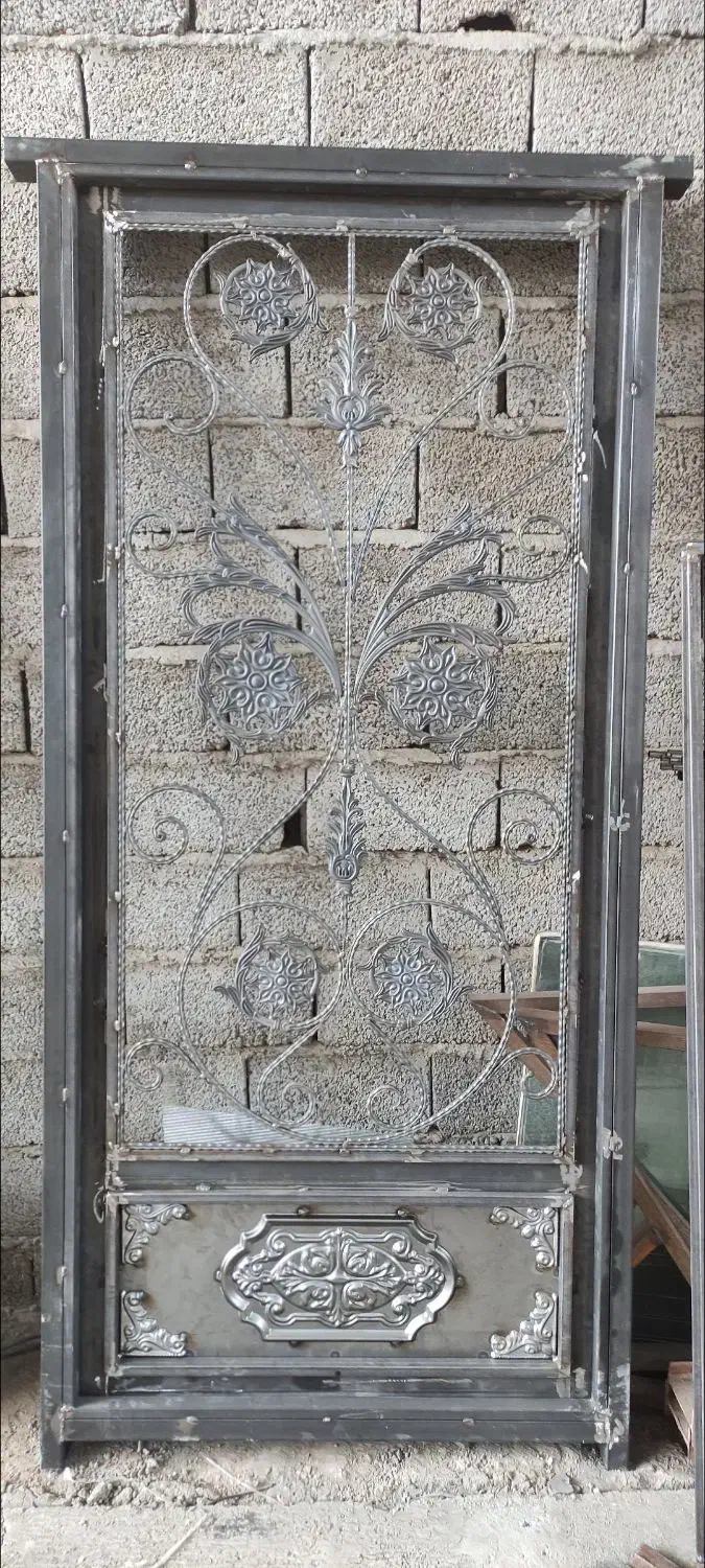 ۲ عدد درب فرفورژه تمام سنگین کاملا نو|مصالح و تجهیزات ساختمان|خسروشاه, |دیوار