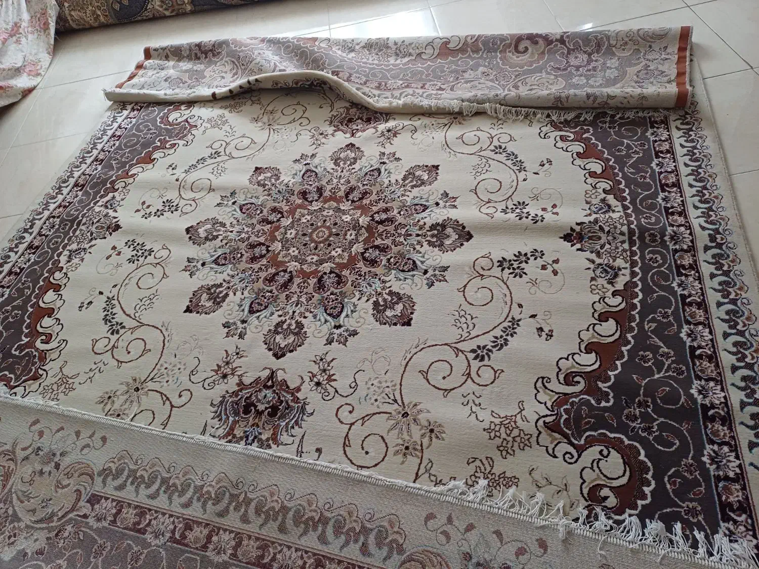 فرش ۹متری|فرش|ری, فیروزآبادی|دیوار