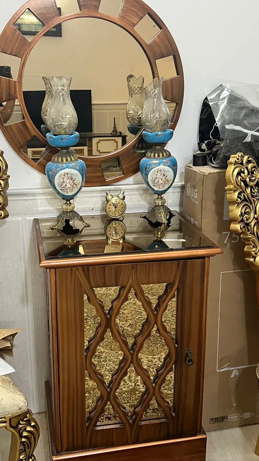 آینه کنسول|بوفه، ویترین، کنسول|قم, شاه ابراهیم|دیوار