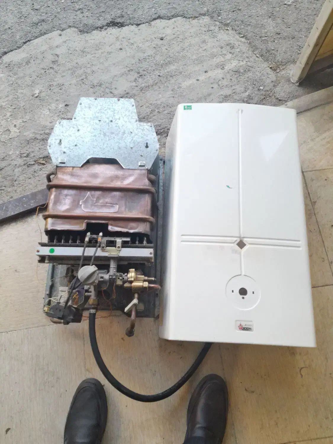 آبگرمکن جرقه زن بوتان ۳۲۱۵|آبگرمکن، پکیج، شوفاژ|ایلام, |دیوار