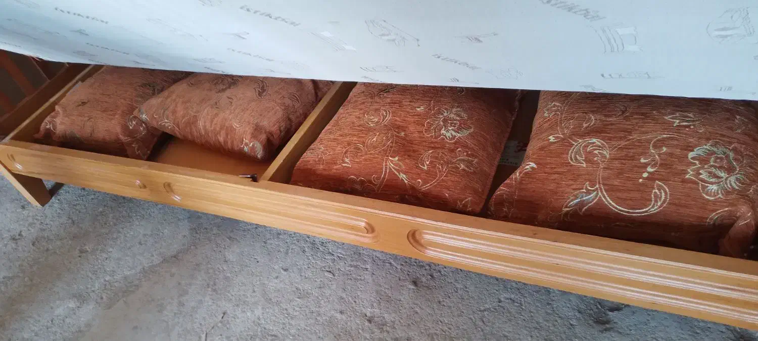 مبل|مبلمان خانگی و میز عسلی|اشتهارد, |دیوار