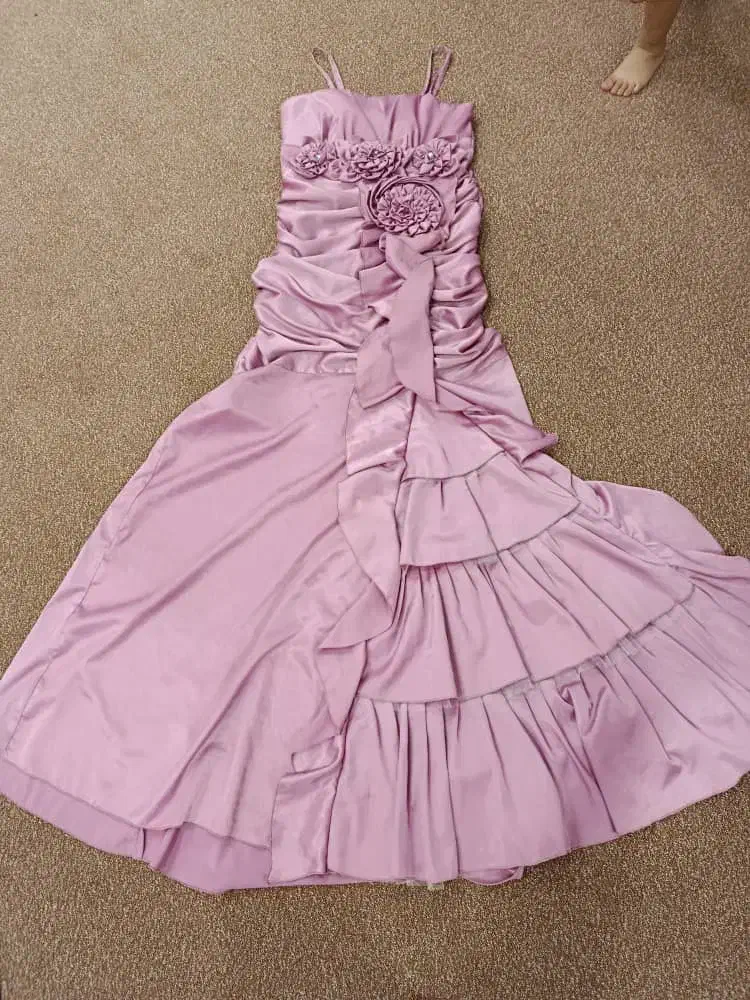 لباس مجلسی|لباس|بندر گناوه, |دیوار