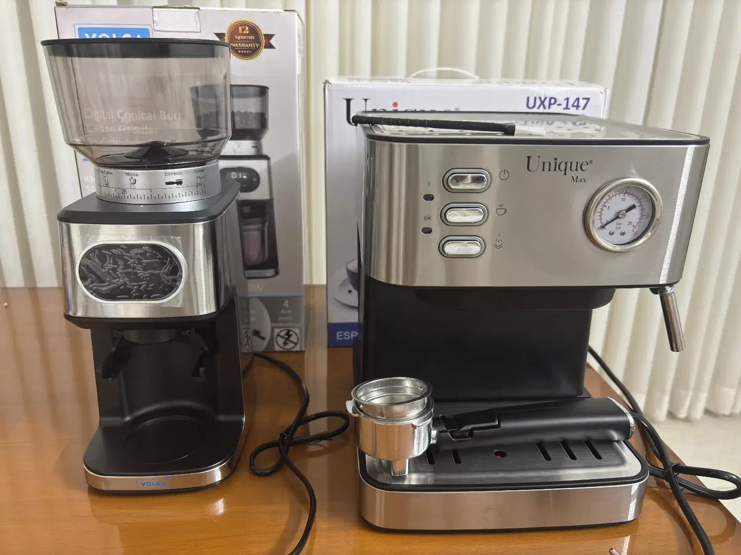 قهوه ساز و آسیاب قهوه کاملا نو|سماور، چای‌ساز، قهوه‌ساز|دلیجان, |دیوار