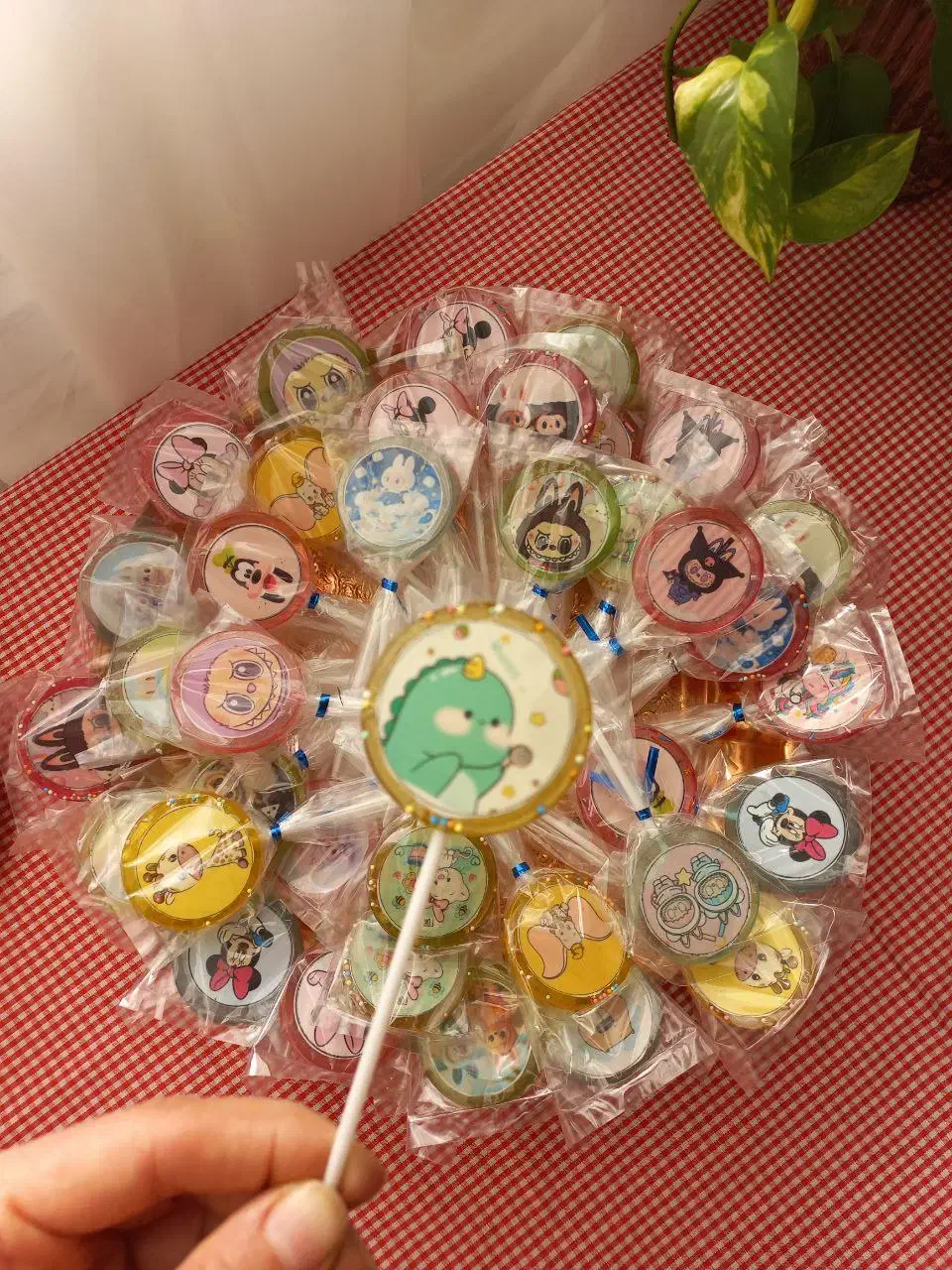 آبنبات تصویری کاملا خوراکی ویژه انواع جشنها|خوردنی و آشامیدنی|قم, صادقی|دیوار