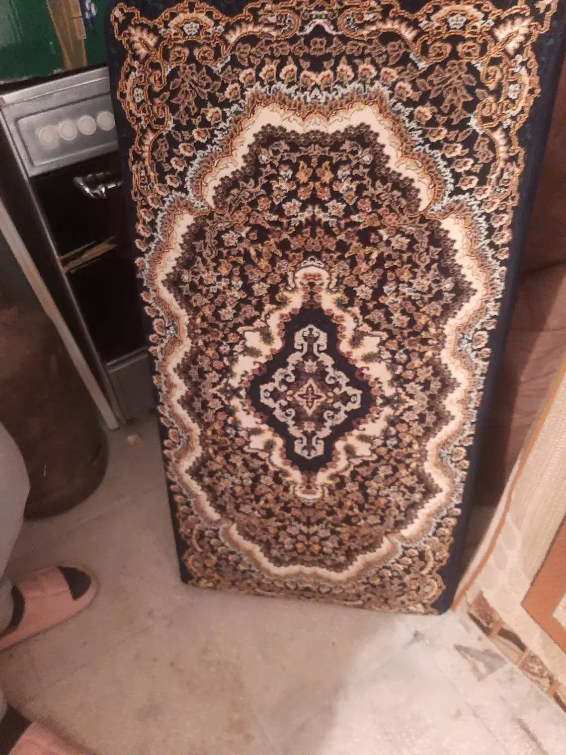 پشتی در حد نو|پشتی|قزوین, |دیوار