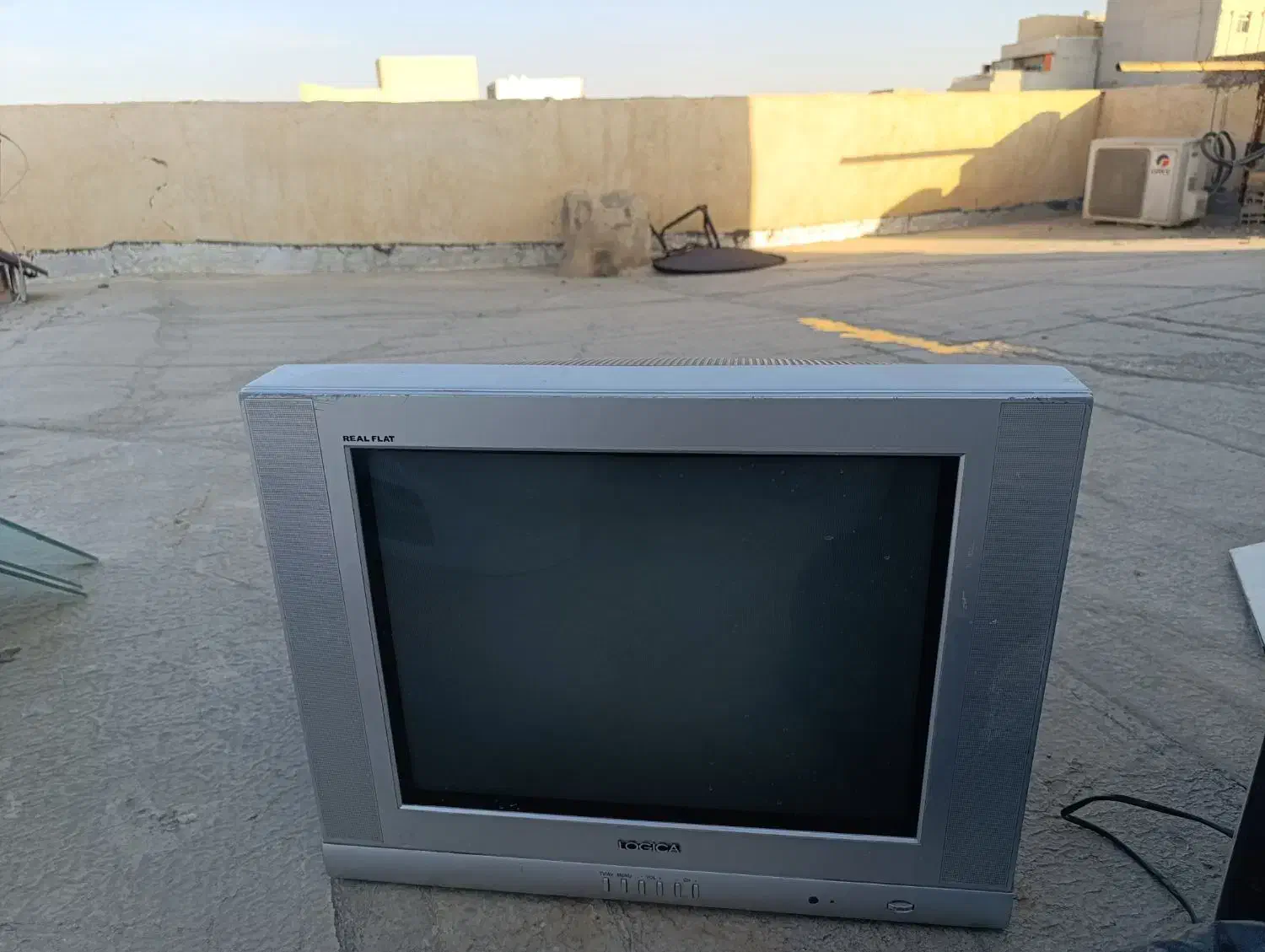 تلویزیون کاملا 20اینچ و14اینچ|تلویزیون و پروژکتور|اهواز, کیان اباد|دیوار