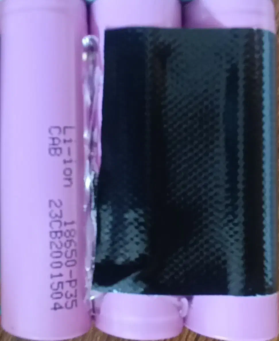 تعدادی باتری لیتیوم فسفات آهن 32700  و 18650|قطعات و لوازم جانبی رایانه|تهران, توحید|دیوار