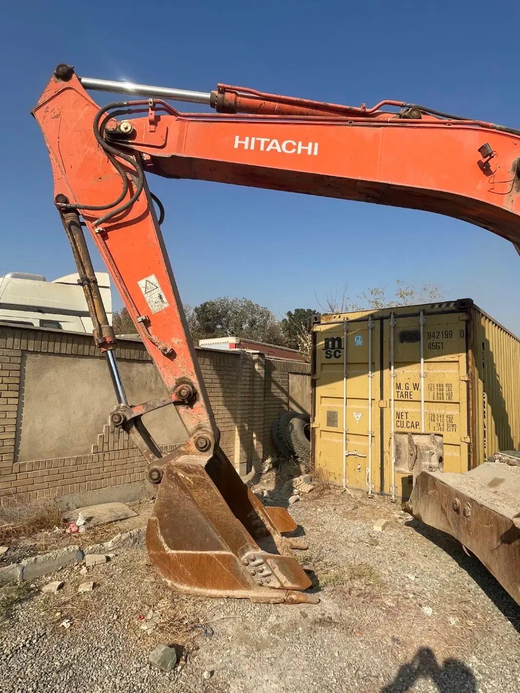 بیل ۲۱۰ لاستیکی هیتاچی|خودرو سنگین|تهران, تجریش|دیوار