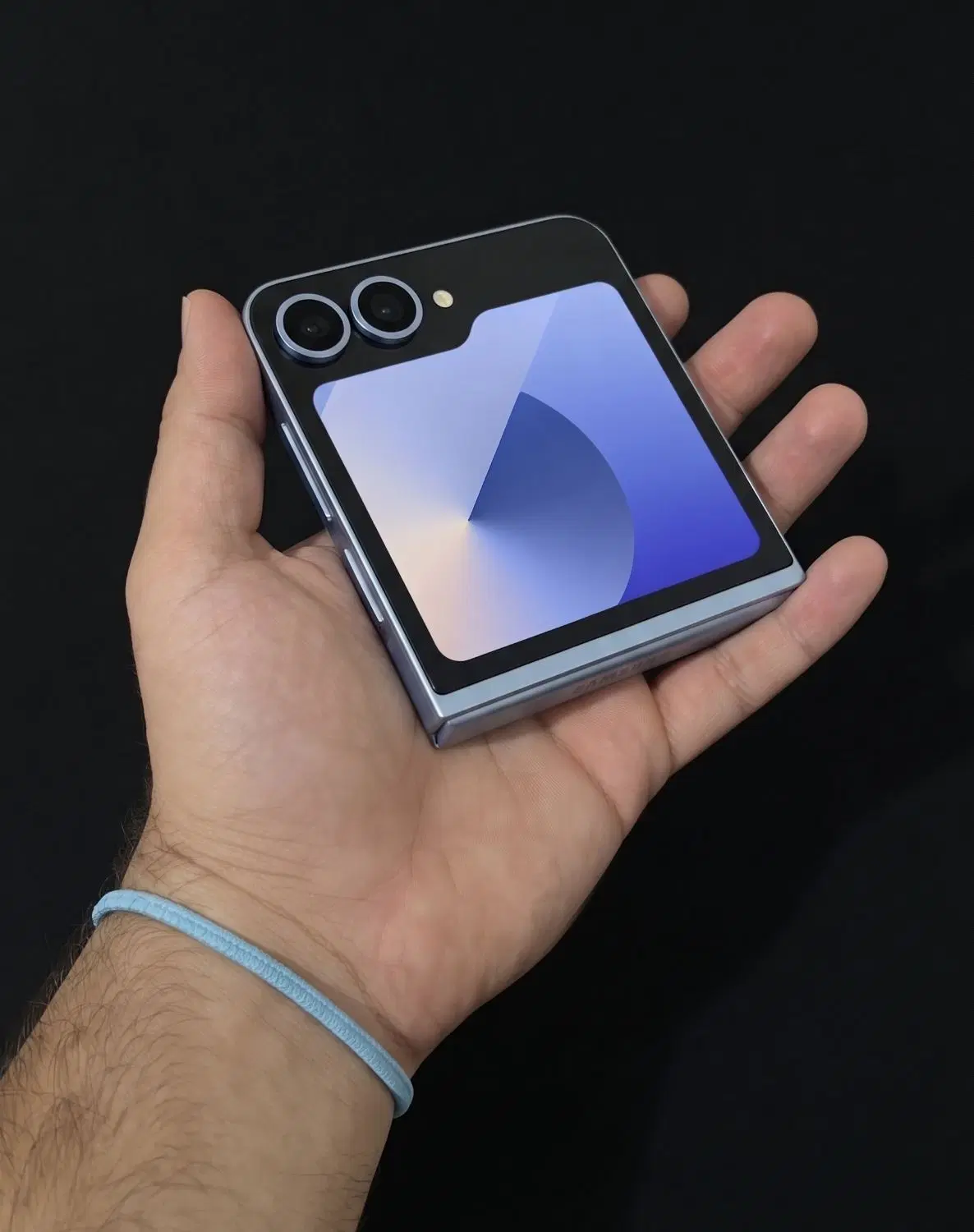 z flip|موبایل|همدان, |دیوار
