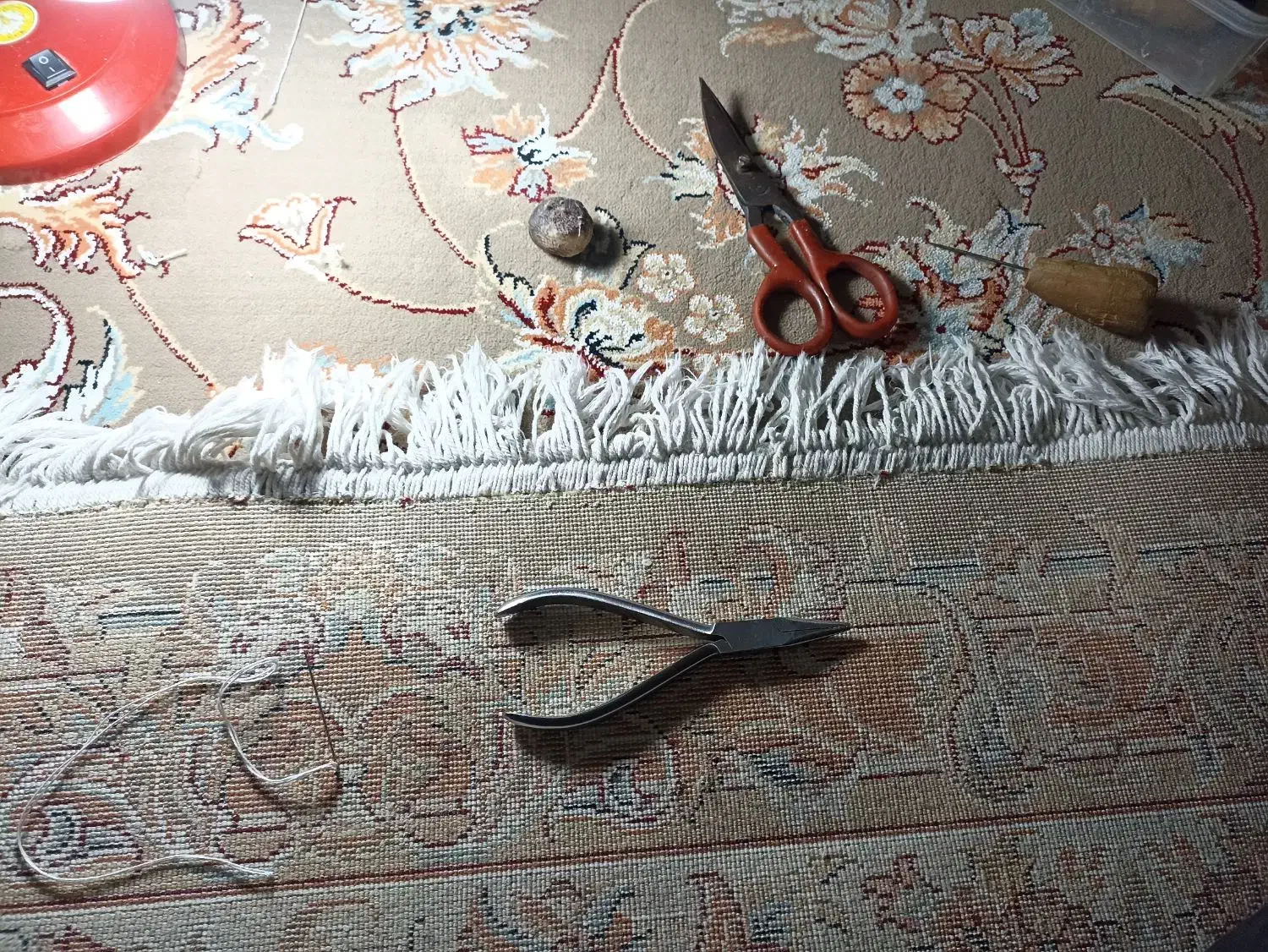 رفوگری (تعمیر)فرش ماشینی دستباف|خدمات پیشه و مهارت|گرگان, |دیوار