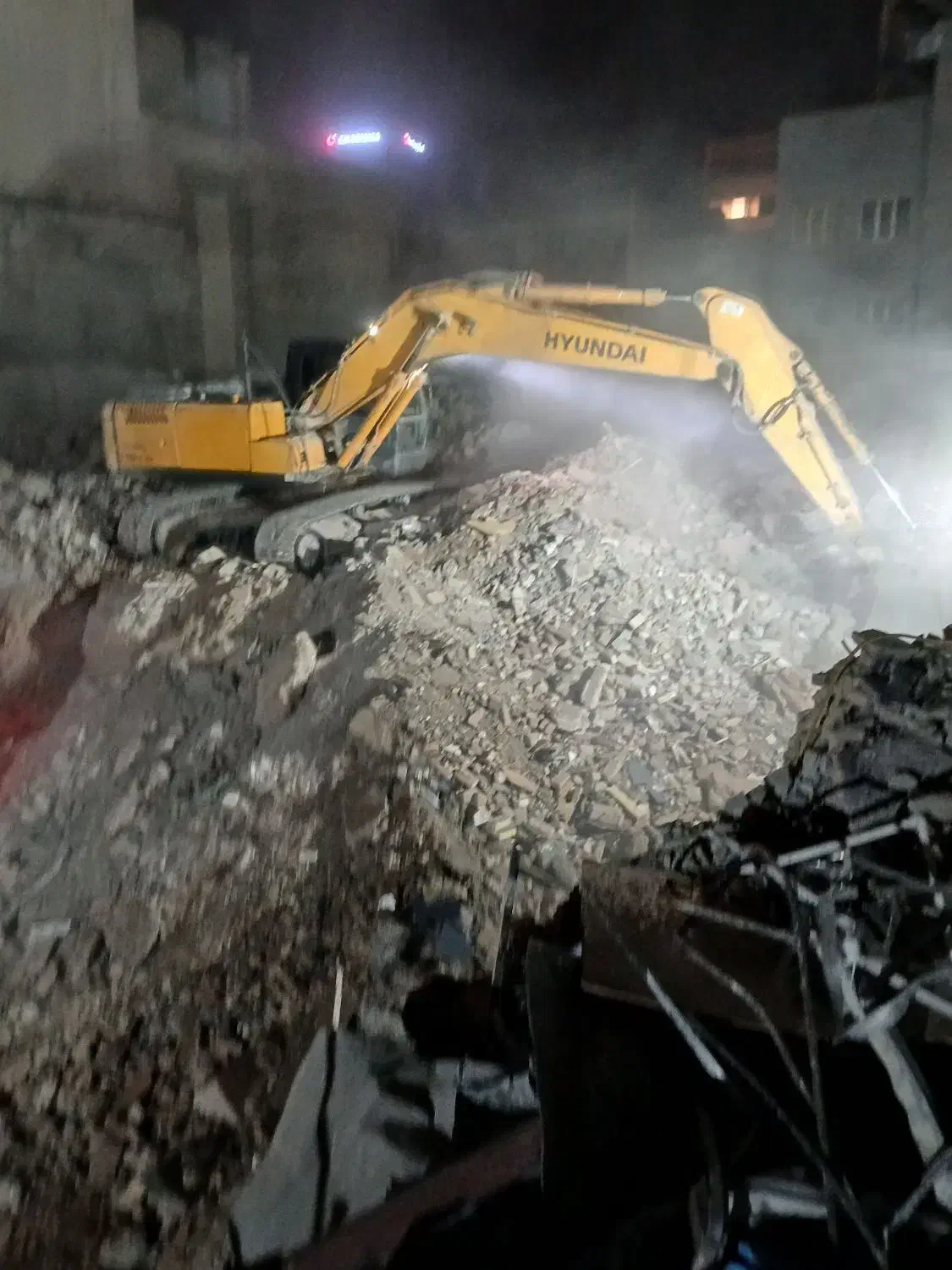 تخریب ساختمان|خدمات پیشه و مهارت|تهران, دریان‌نو|دیوار