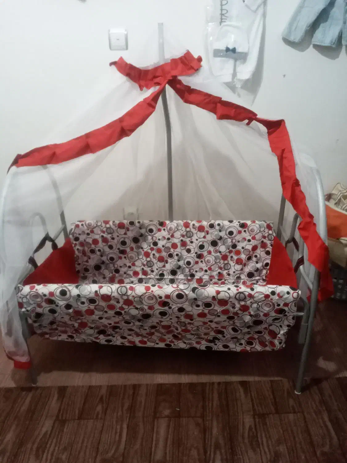 گهوارخال خالی|کالسکه و لوازم جانبی|محلات, |دیوار