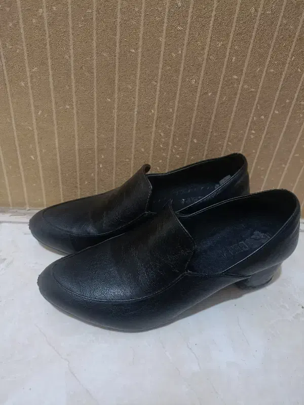 کفش رسمی|کیف، کفش، کمربند|نیشابور, هفده شهریور|دیوار