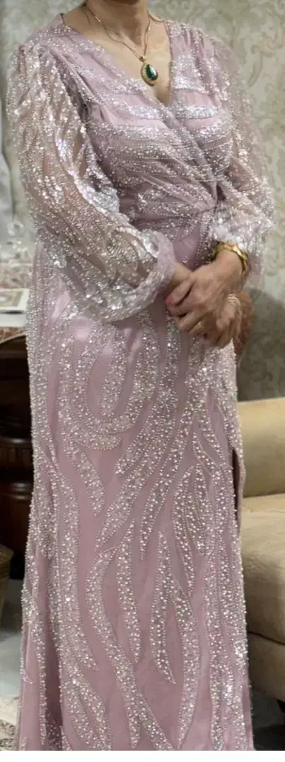 لباس مجلسی|لباس|شاهین‌شهر, پاسداران|دیوار