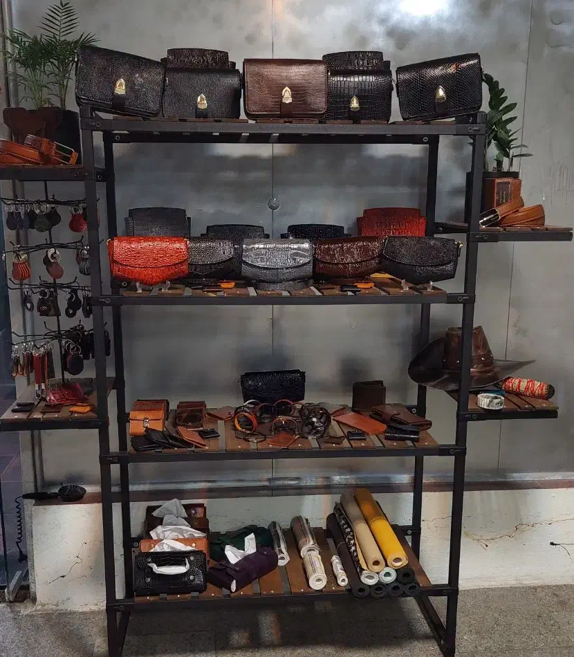 فروش ویژه به مناسبت روز زن|کیف، کفش، کمربند|نوشهر, |دیوار