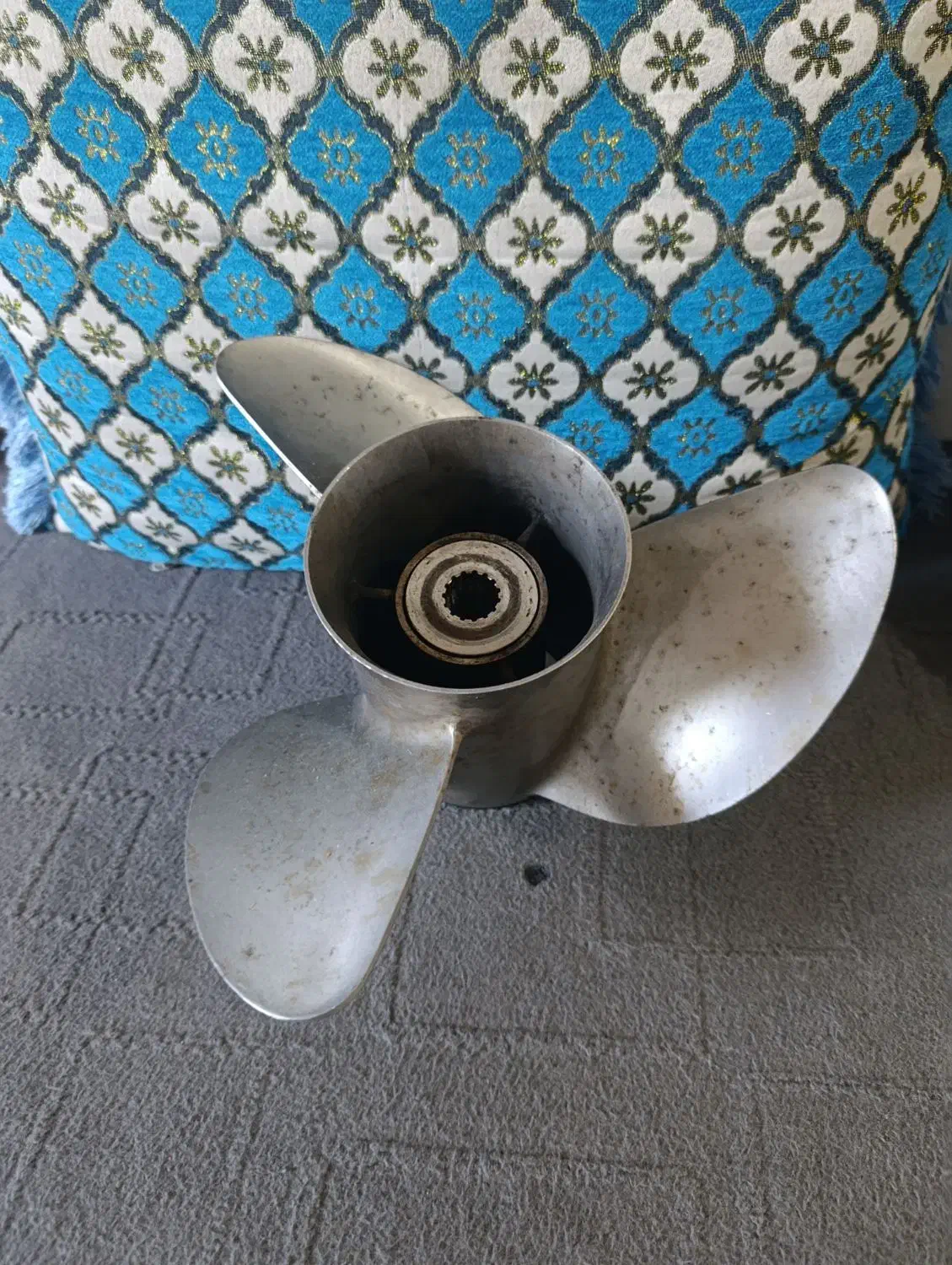 پنکه ی 17 بوش فابریک برای موتور 200|قطعات یدکی و لوازم جانبی|قشم, |دیوار