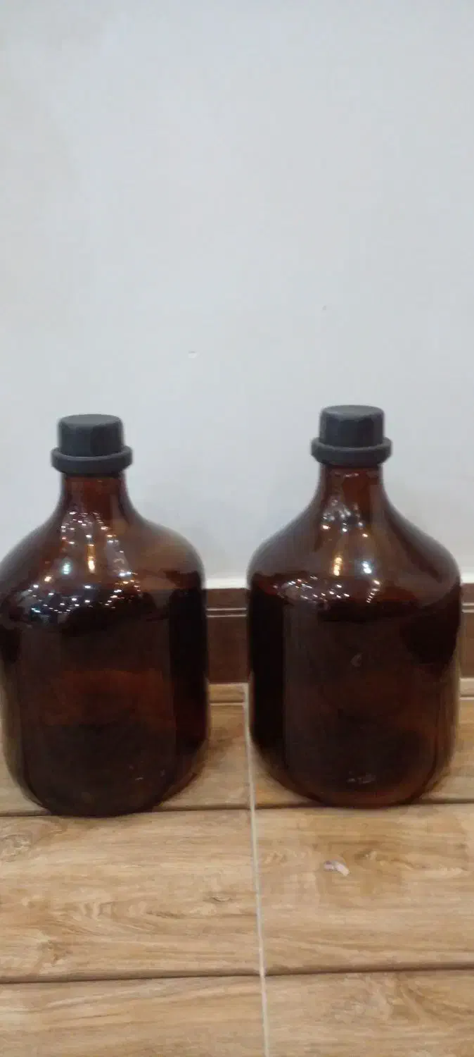 بطری شیشه یی|ظروف نگهدارنده، پلاستیکی، یکبارمصرف|قشم, |دیوار