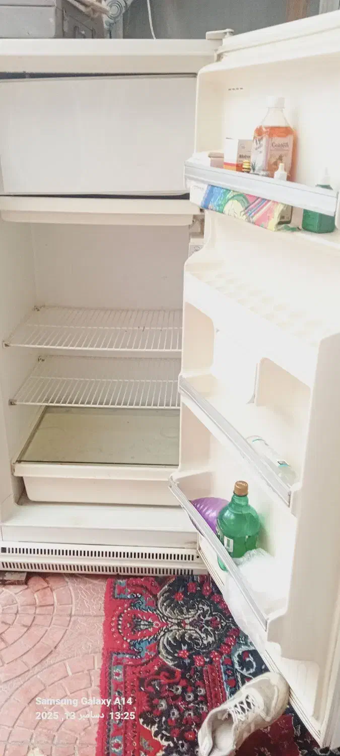 یک عددیخچال|یخچال و فریزر|تبریز, |دیوار