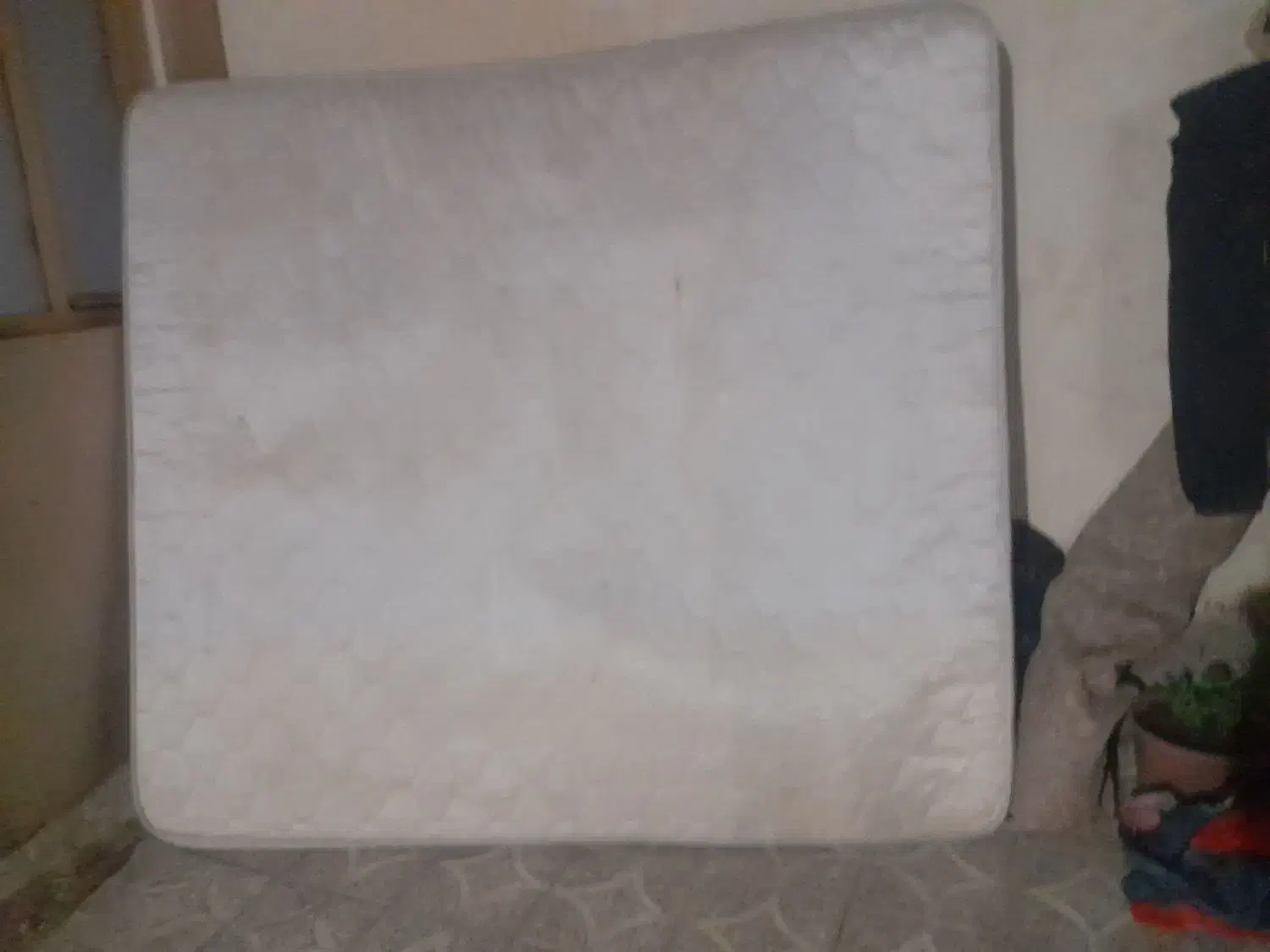 تشک دونفره|تشک تختخواب|زاغه, |دیوار