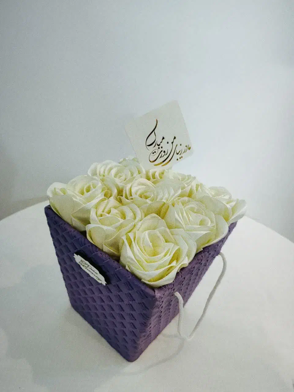 صندوقچه بله برون باکس گل نوزادی باکس ولنتاین|گل مصنوعی|قم, نوبهار|دیوار